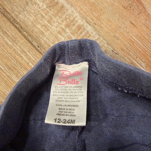 RuffleButts Ruffle Leggings - Picture 4 of 4